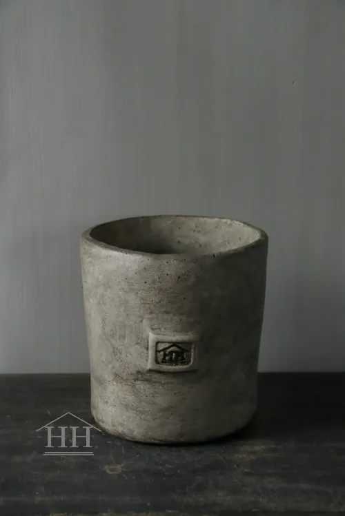 Betonnen pot L