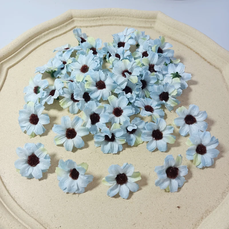Künstliche Mini-Gänseblümchen, 3,5 cm, realistische Seidenblumen für DIY, Hochzeiten, Geschenkverpackung, Fotografie, 50 Stück