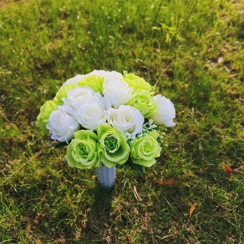 Grabschmuck Rosenstrauß mit Vase | ca. 38 cm | Wetterfeste Kunstblumen | Grabgesteck für Allerheiligen & Gedenken