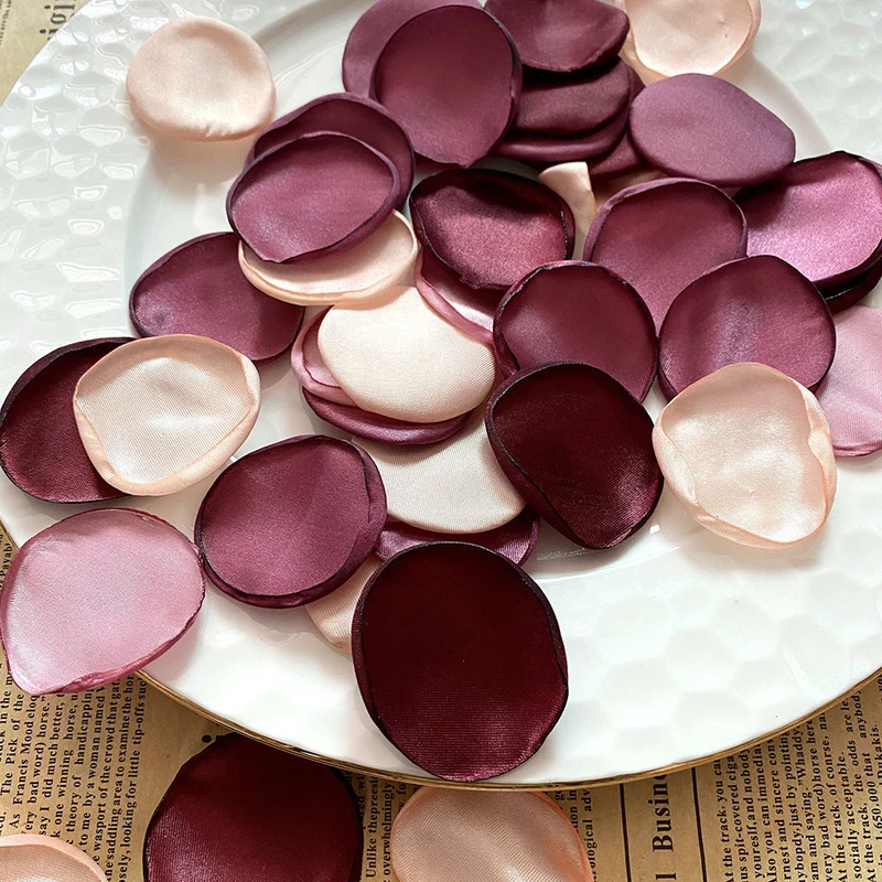 Seidenrosenblätter 200 Stück Großpackung – 4 cm Streudeko für Hochzeit, Tischdeko & Floristik, wiederverwendbar