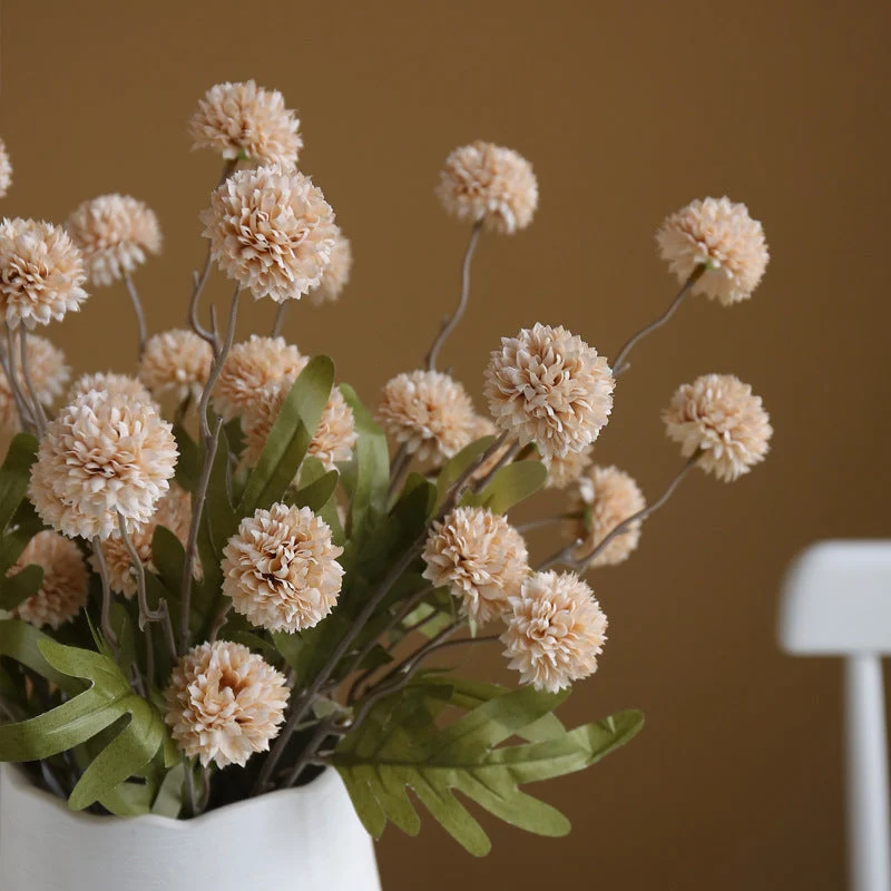 Künstlicher Kiku Stiel 66 cm, Chrysantheme Pompon Blume, realistischer Künstliche Gänseblümchen für hohe Vasen, Hochzeitsdeko, Event & Wohnkultur