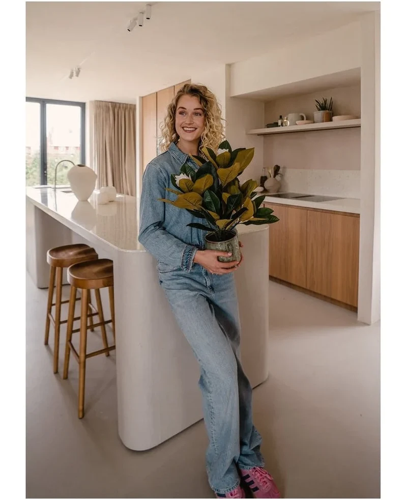 Kunstplant Magnolia in pot 46 cm