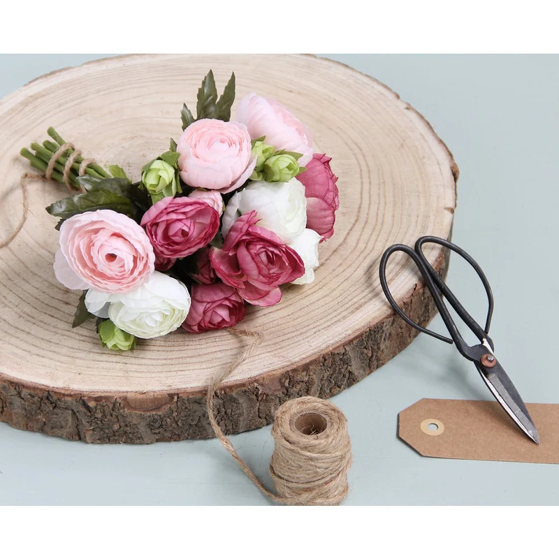 Blumenstrauß aus rosa Polyester