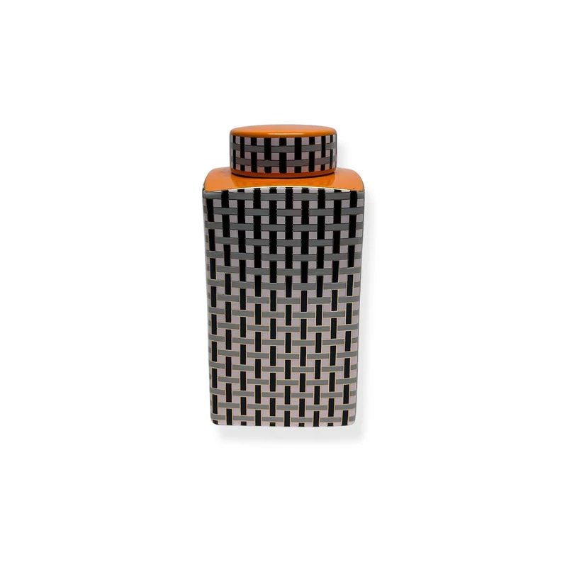 Orangefarbener Kanister mit Deckel