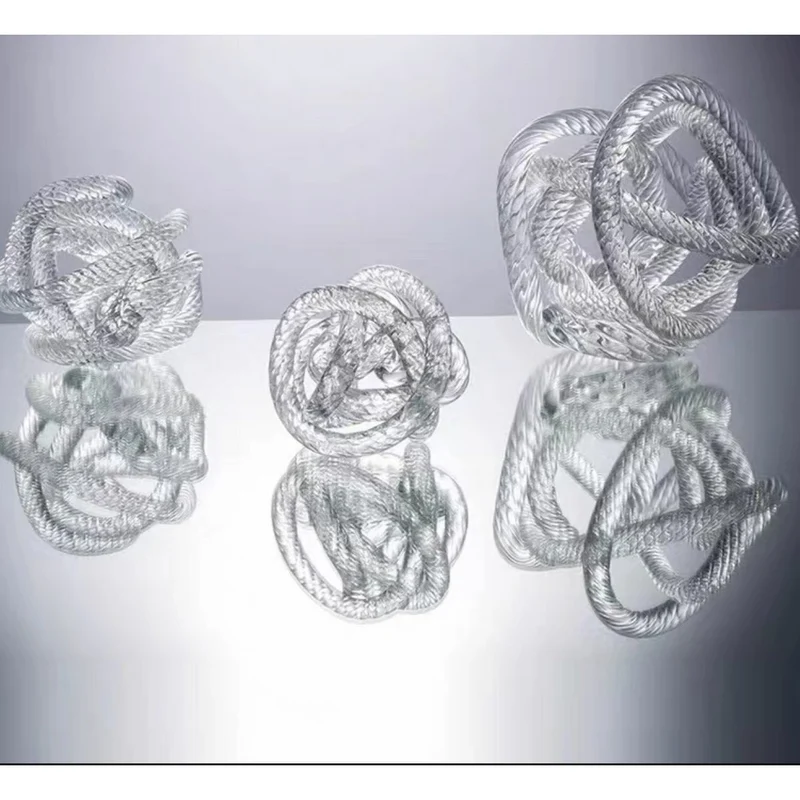 Geknotete Glasskulptur aus Klarglas, groß