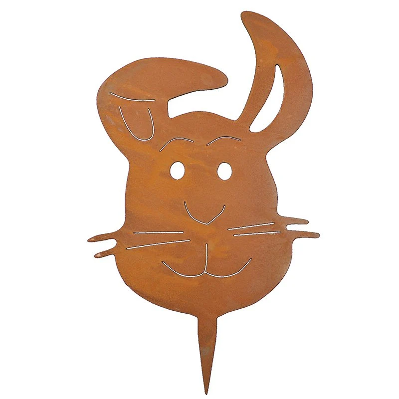 Osterhase „Mukki" zum Stecken – Edelrost-Deko für Baumstamm und Beet