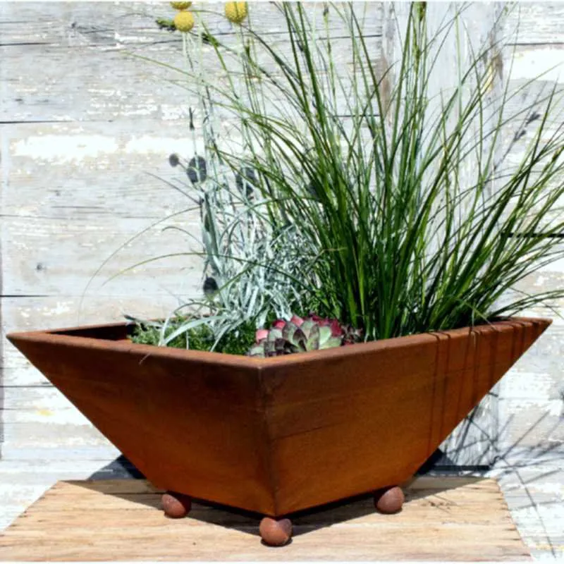 Rost Pflanzschale mit Kugelrand | Edelrost Gartendeko für Balkon und Terrasse