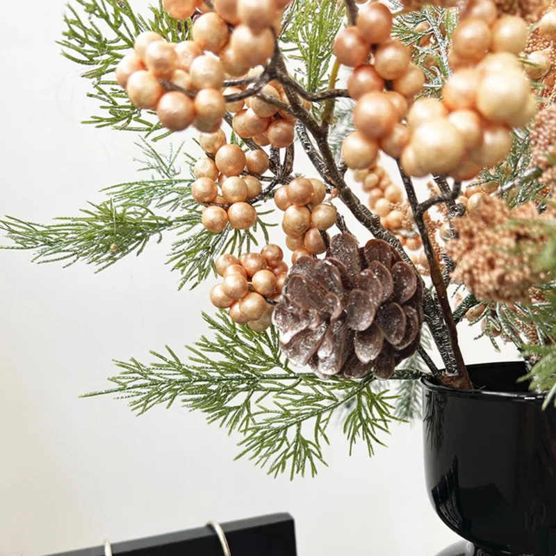 Künstliche Weihnachtsdekoration Künstliche Kieferäste mit Holy Berries