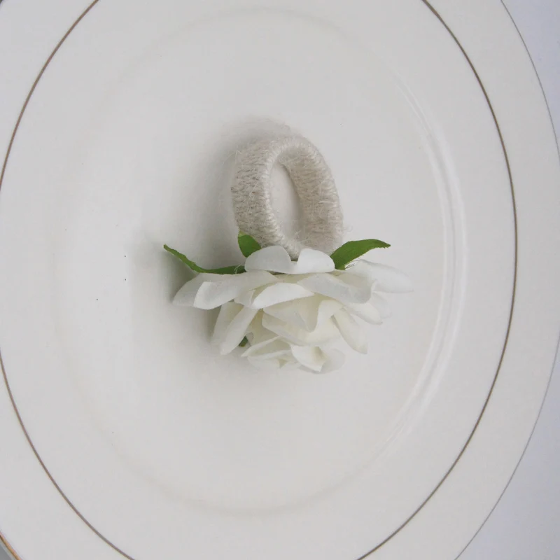 Künstliche Rosen-Serviettenringhalter für Weihnachten, Hochzeiten, Valentinstag, Party sowie tägliche Haushalts- und Tischdekoration