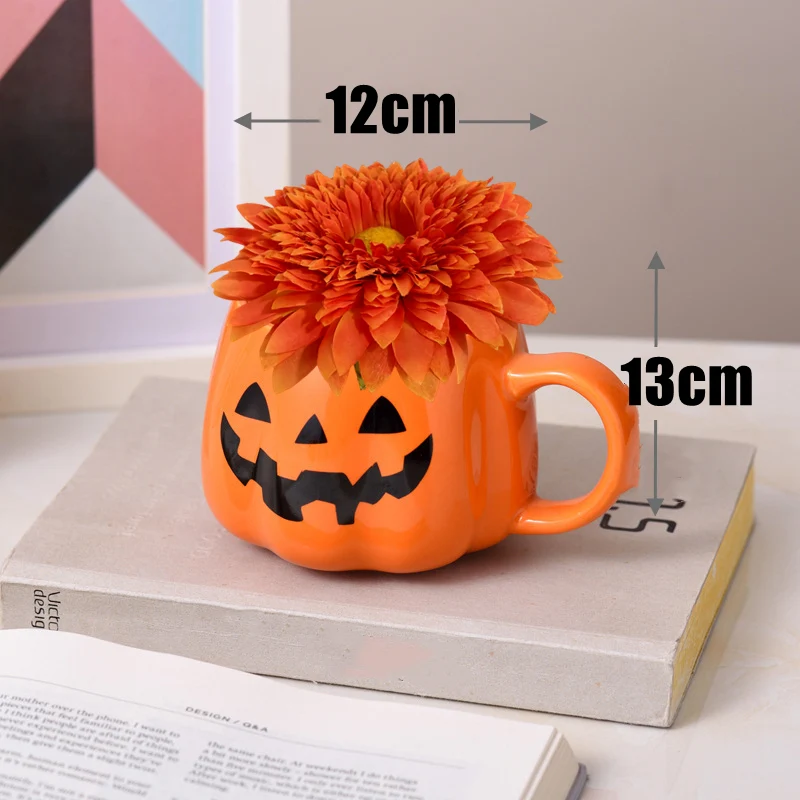 13 cm Künstliche Chrysanthemen in keramischer Kürbisvase Halloween Blumenarrangement