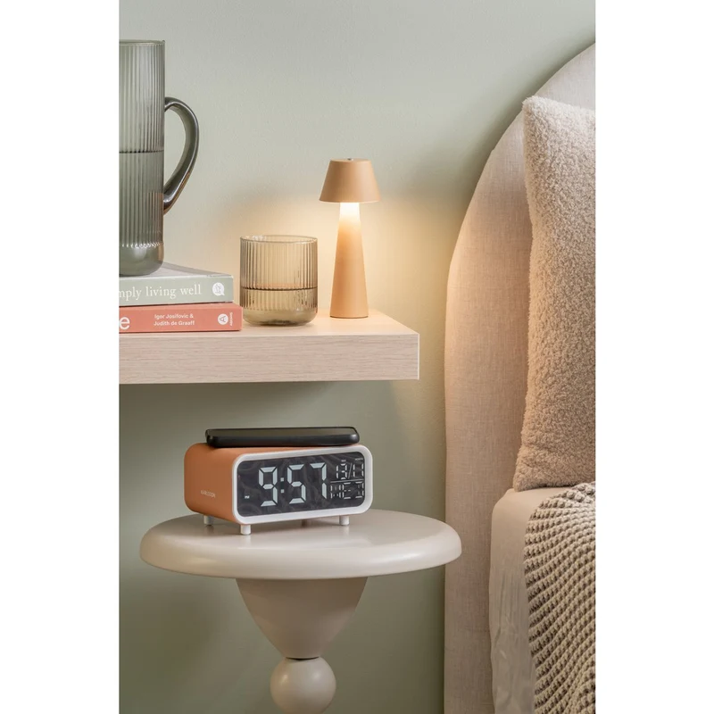 Wecker Chunky LED mit integriertem Telefonladegerät