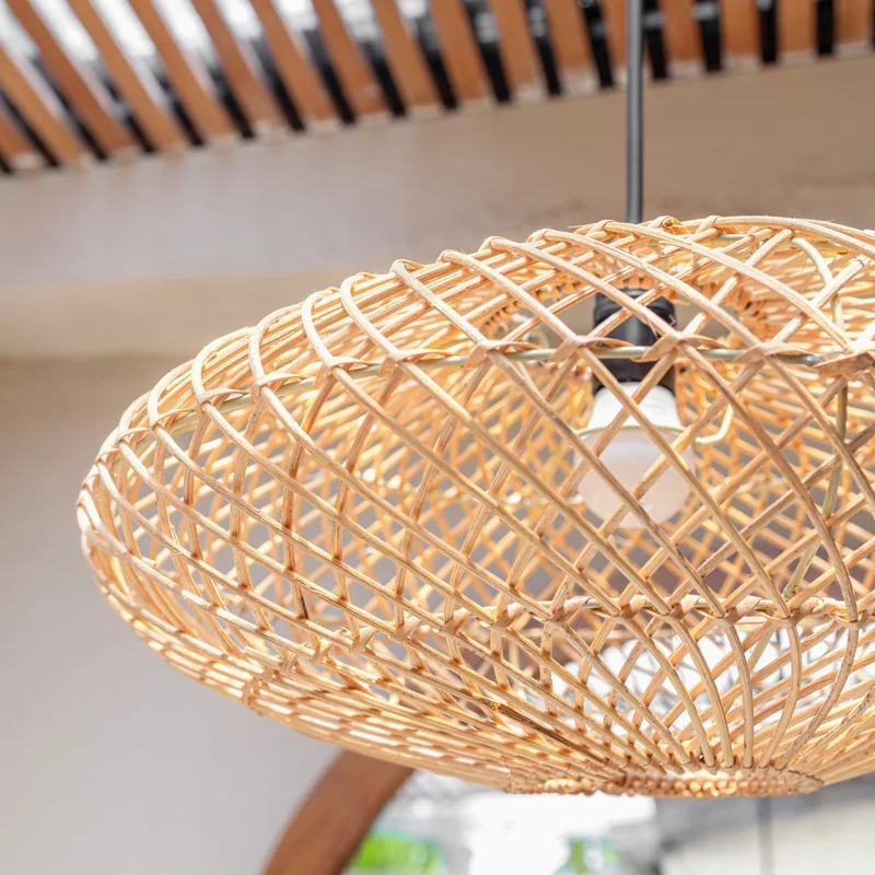 ARANA Hängelampe aus Rattan mit flachem Lampenschirm