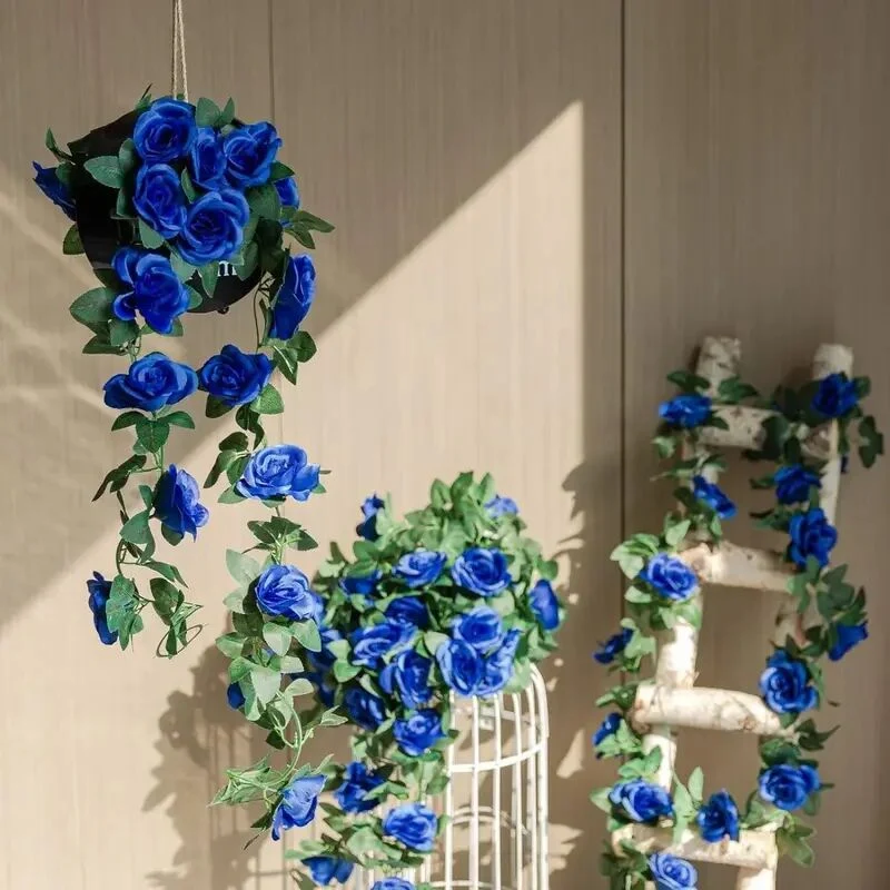 3er-Set künstliche Rosengirlande (Weingirlande-Hängemodus), gefertigt aus hochwertiger Seide. Diese künstlichen Blumen eignen sich perfekt für Außen- und Innenhochzeiten, Wanddekorationen und weitere Anlässe
