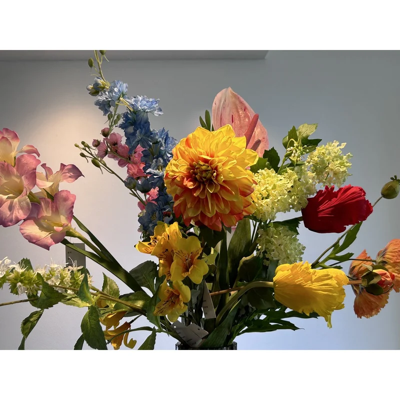 Seidenblumen-Arrangement mit Vase (44 cm)