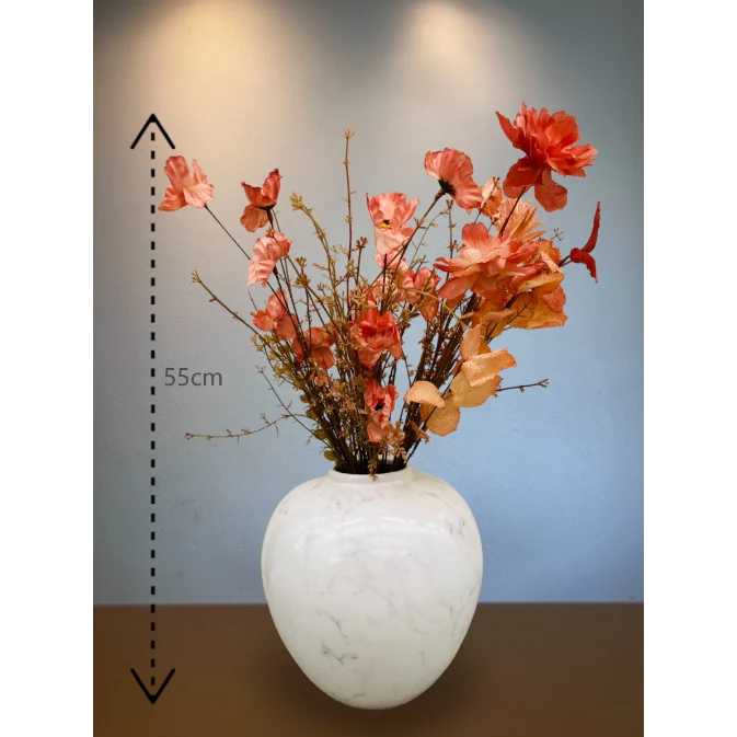 Seidenblumen im Ingwerglas
