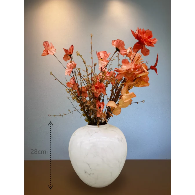 Seidenblumen im Ingwerglas