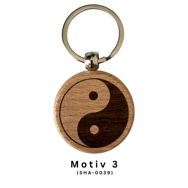 Schlüsselanhänger aus Holz mit Symbolmotiv
