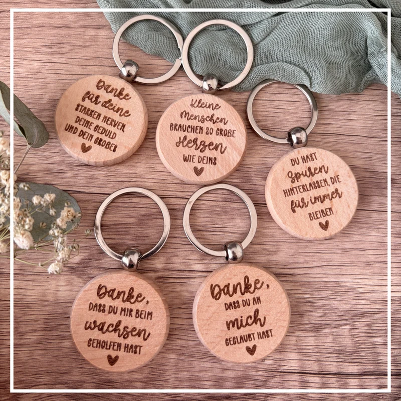 Abschiedsgeschenk: Schlüsselanhänger aus Holz