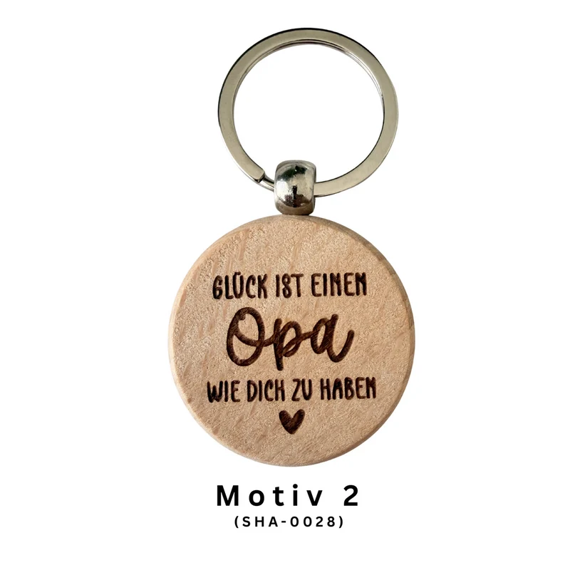 Schlüsselanhänger aus Holz mit persönlicher Gravur