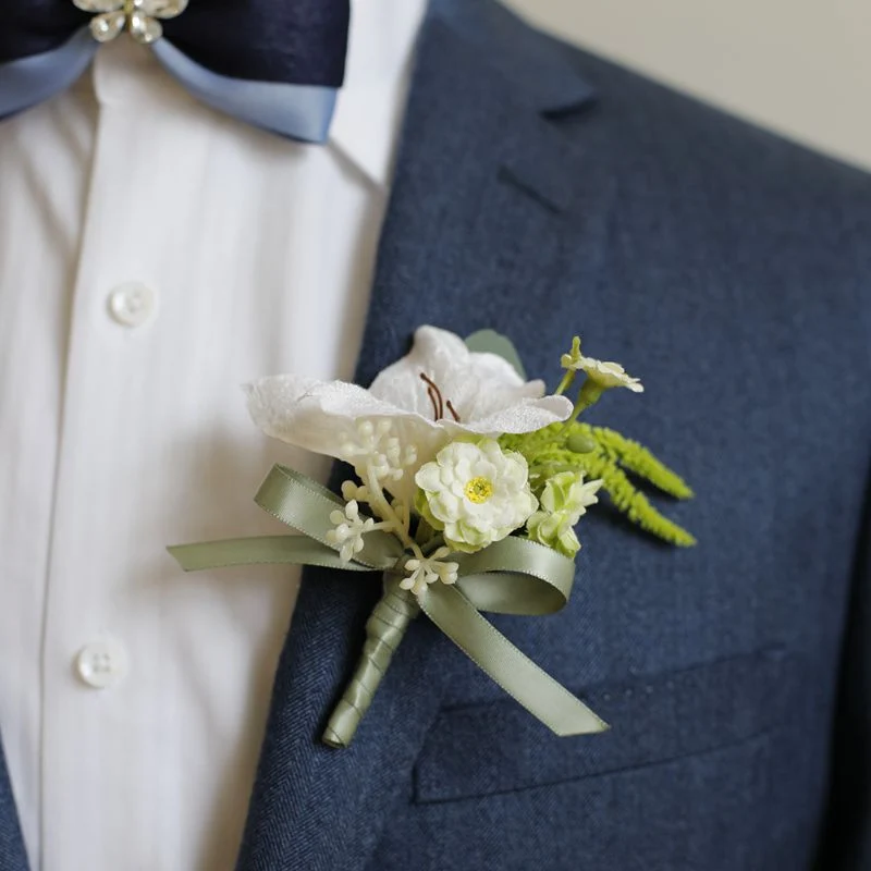 Künstliche Lilien-Wrist-Corsage- und Boutonniere-Set aus retro-Velours für Hochzeitsfeiern