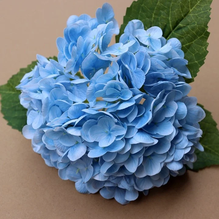 Großhandel: 53cm Kunst-Hortensie-Blumen, Real Touch-Hortensie-Stängel für Hochzeitsdekorationen