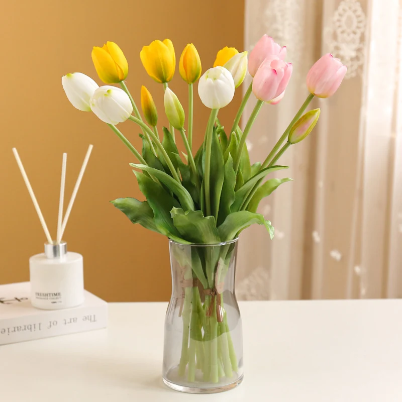 Künstlicher Tulpenstauß | 5 Stiele (3 Blüten + 2 Knospen) | Latex | UV-beständig | Frühjahrs- & Gartendeko | 9 Farben
