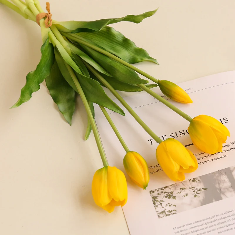 Künstlicher Tulpenstauß | 5 Stiele (3 Blüten + 2 Knospen) | Latex | UV-beständig | Frühjahrs- & Gartendeko | 9 Farben
