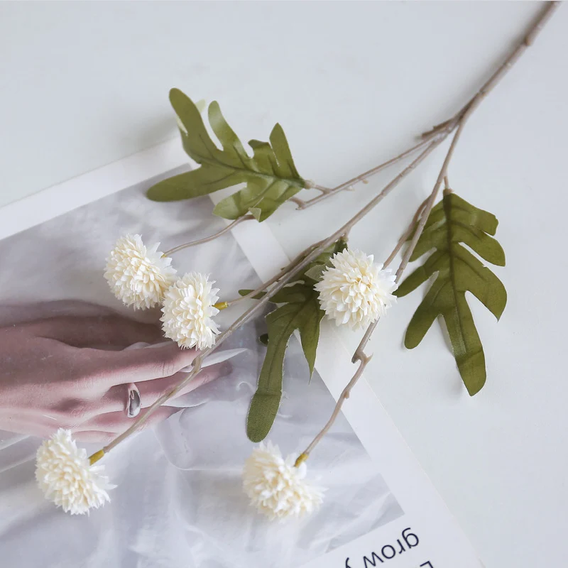 Großhandel: Faux-Kiku-Blumenstängel mit Pom-Pom-Bällen – für ästhetische Raumdekoration, Blumenarrangements und Tischanlagen