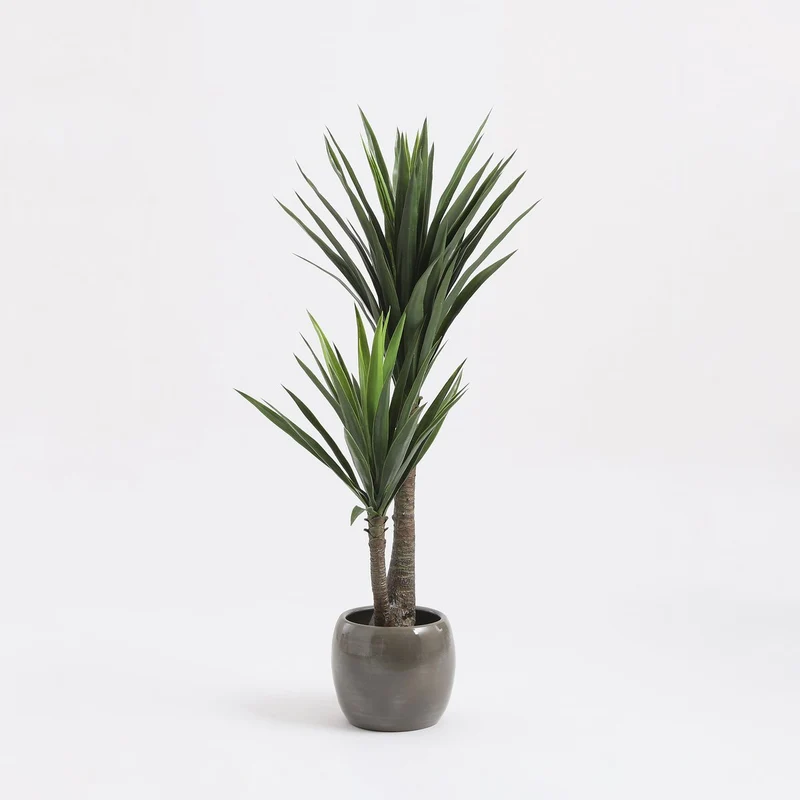 Künstliche Yucca-Palme