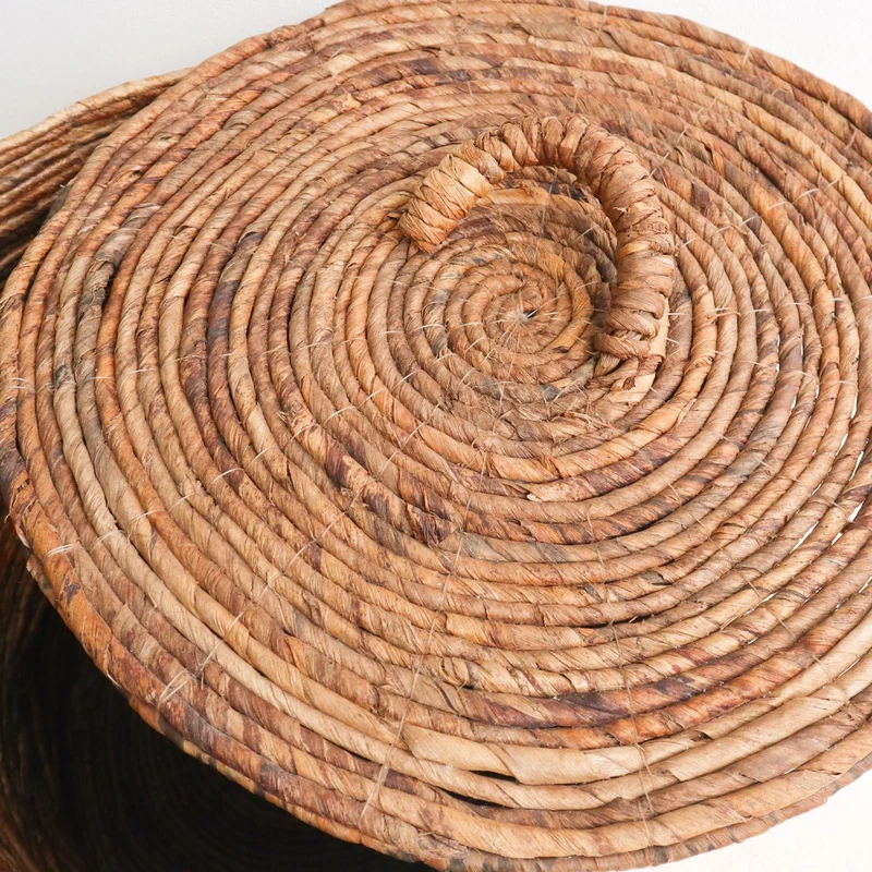 Wäschekorb mit Deckel OMBAK aus Bananenfaser