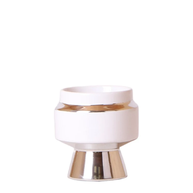 Le Chic Blumentopf – Weißer dekorativer Keramiktopf mit silbernen Details – Ø6 cm